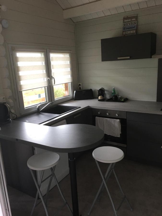 Vila Le Chalet De Vacances Hermival-les-Vaux Exteriér fotografie